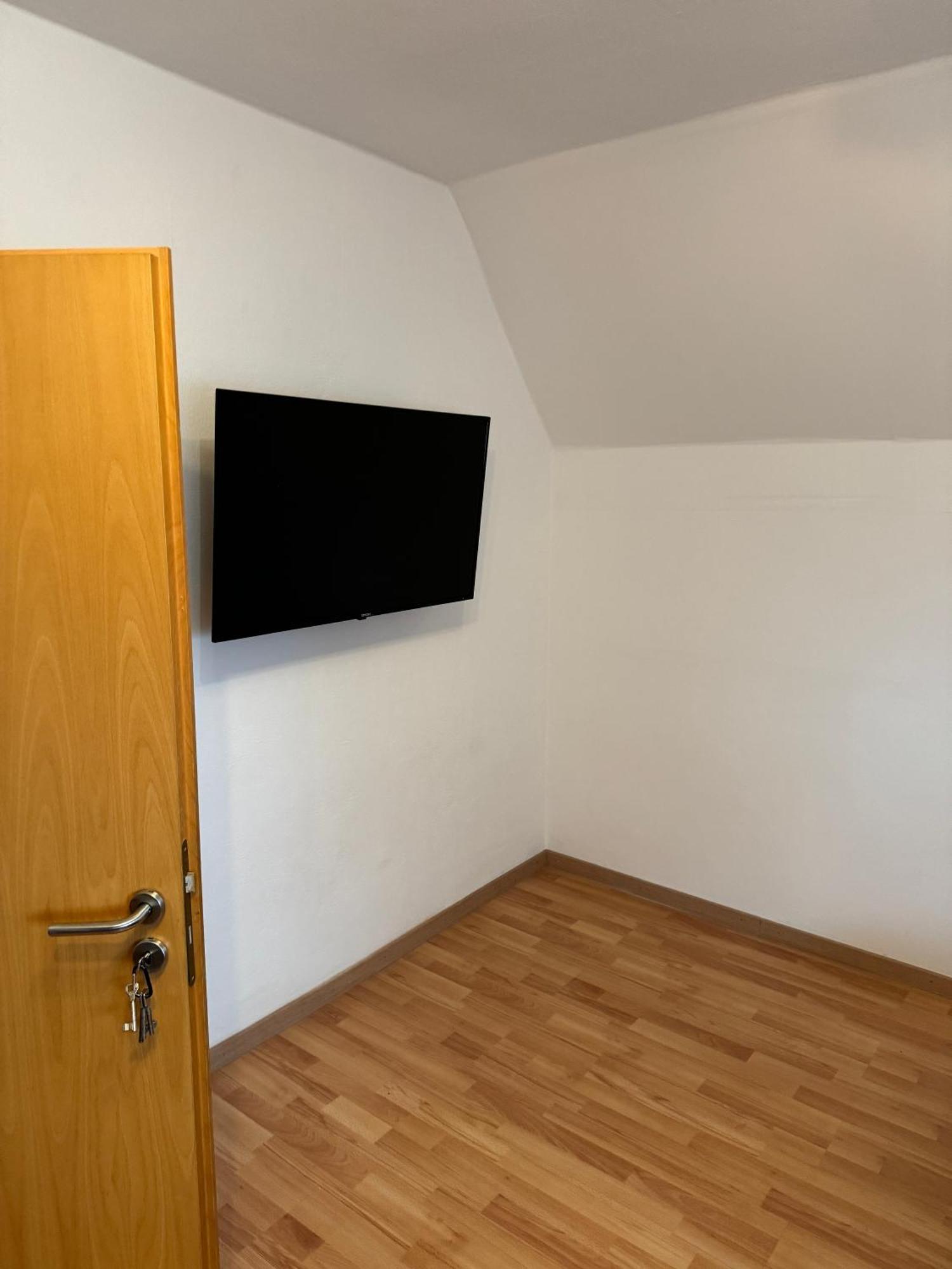 Schoene Wohnung Mit Tv, Wlan Und Kueche - Anna Werne Exterior photo